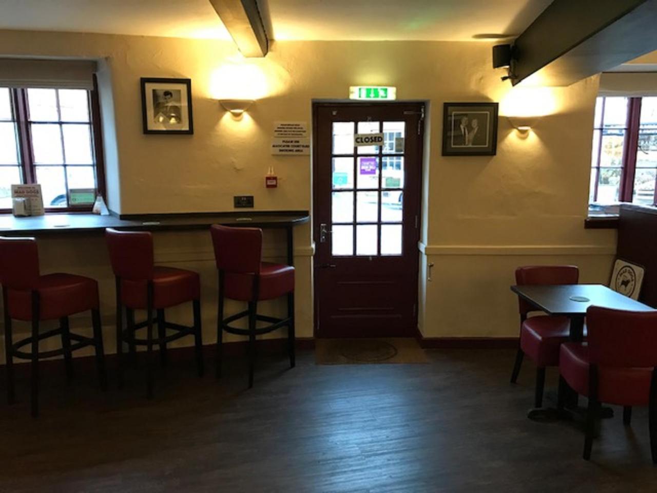 The Britannia Inn เชอร์บอร์น ภายนอก รูปภาพ