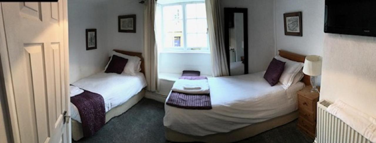 The Britannia Inn เชอร์บอร์น ภายนอก รูปภาพ